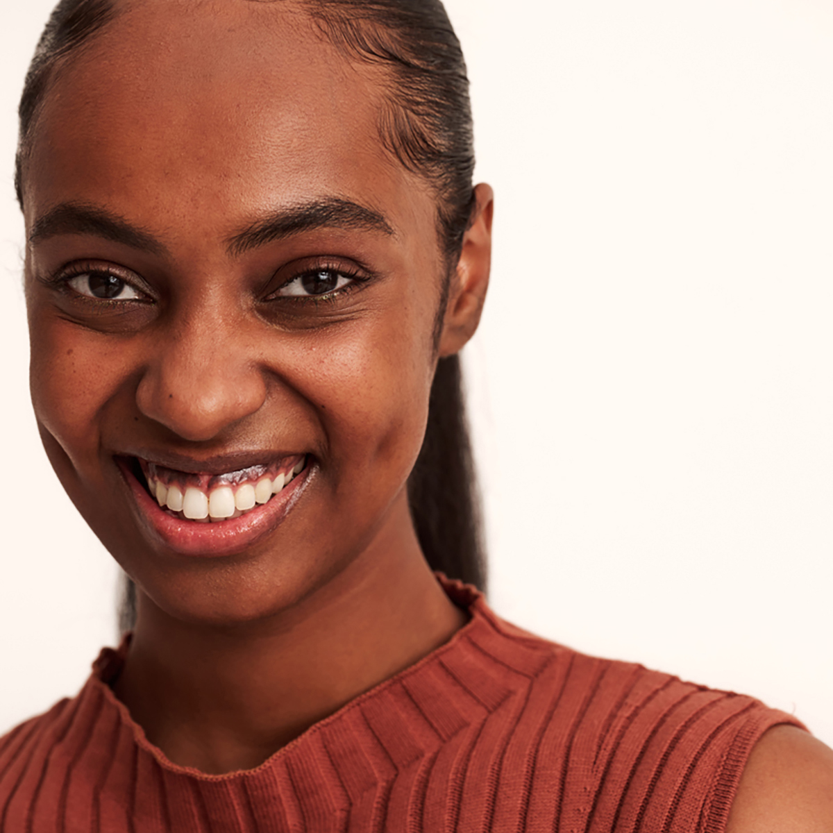 Daydream Screen Tinted Veil SPF50 V9.75